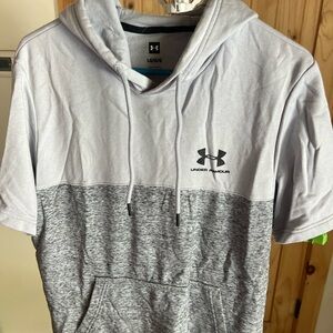 Under Armour Gray Men's Hoodie Shirt